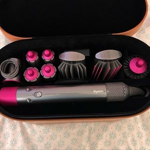 Dyson airwrap multi styler. Used a couple of times, can provide receipt